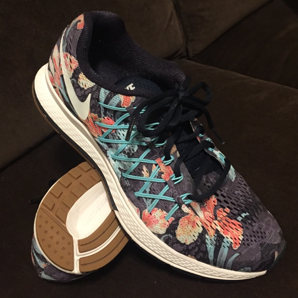 Nike air zoom Pegasus 32 photosynthesis womens 8.5 US 40 EUR